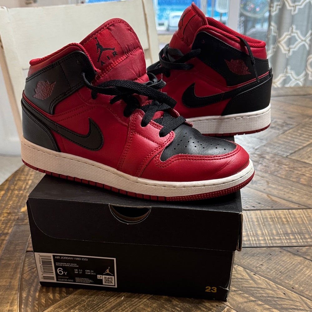 Air Jordan 1 Mid (GS) Red and Black Sneakers